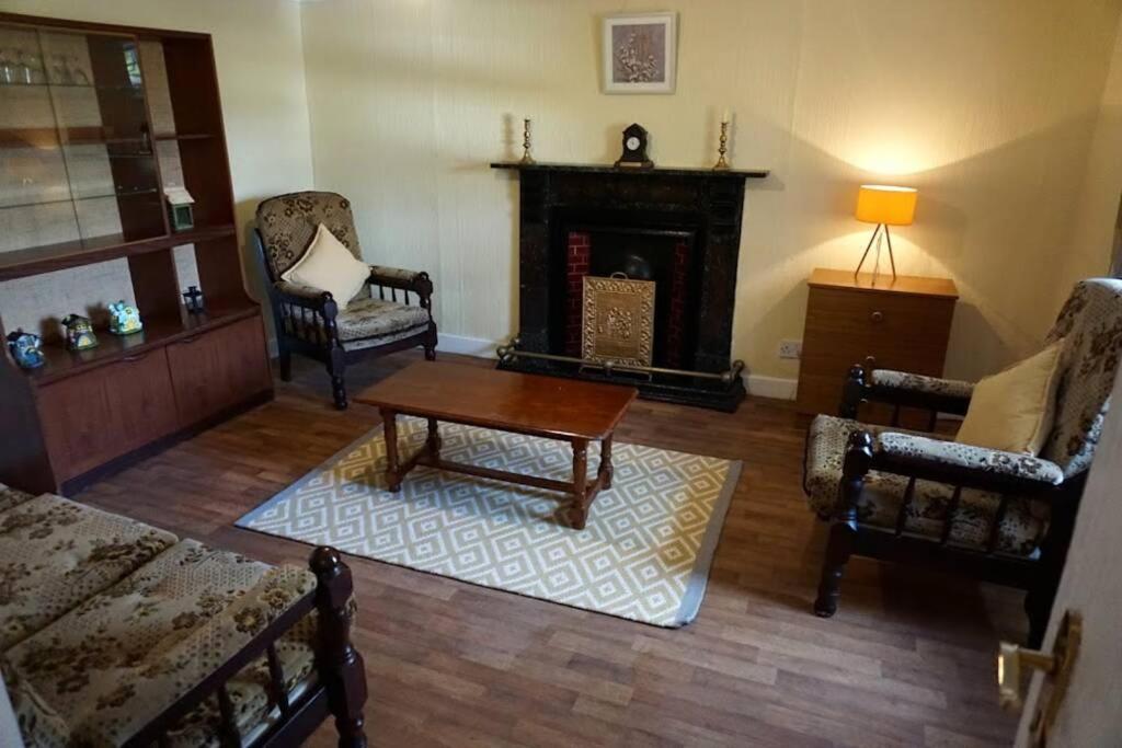 Meenadreen Cottage Донегол Экстерьер фото