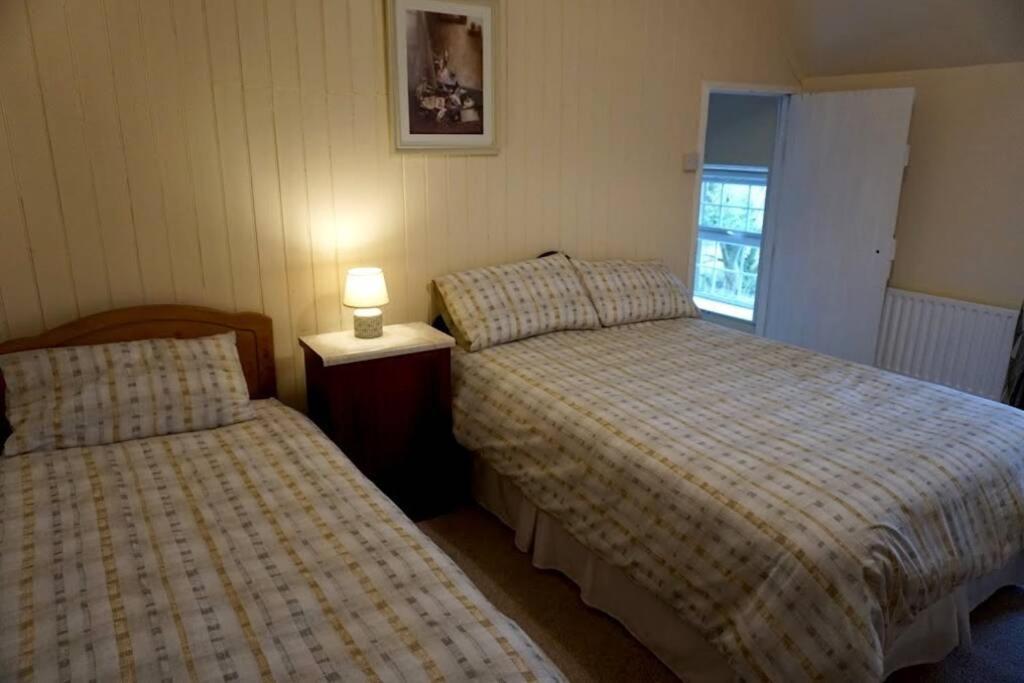 Meenadreen Cottage Донегол Экстерьер фото